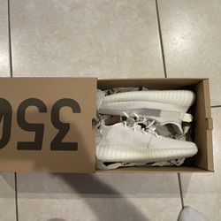 Yeezy 350 Bone 