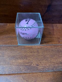 Matt Kemp #27 Signed Pink LA Dodgers Baseball 2008 Autograph Display Dome