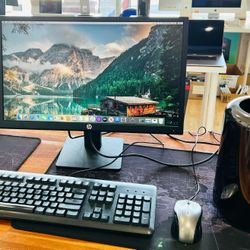 Hi,  I am selling Apple Mac Pro Trash Can, Late 2013. I factory reset it, so it's like new, and all accounts and data is removed. It is fully function