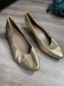 Gold Heels (Women’s 12)