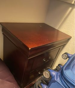 Night stand (set of 2)