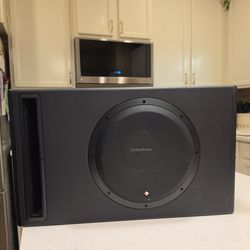 Rockford Fosgate 12" powered sub
