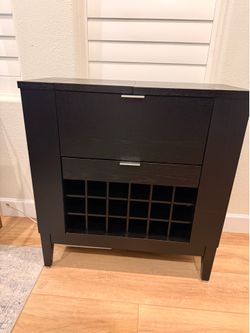 Bar cabinet