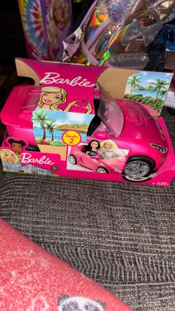 New BARBIE CAR