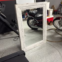 White antique Dual-orientating Mirror 