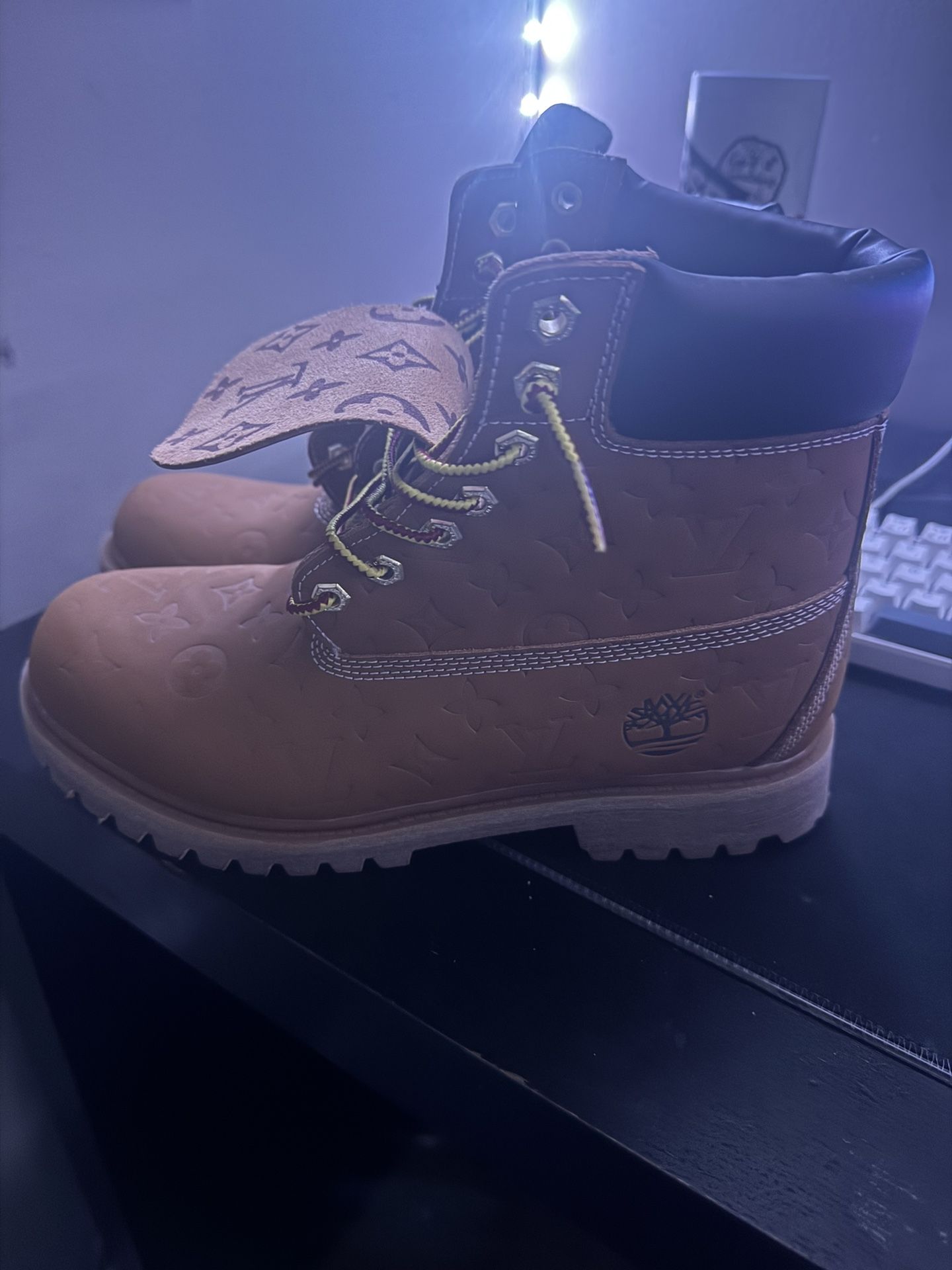 AUTHENTIC LV TIMBERLAND BOOTS