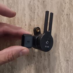 Brake Pedal Position Sensor (Programming BrRequired by Automotive Professional