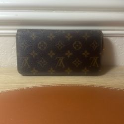 Luis Vuitton 