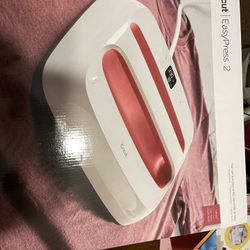 Cricut EasyPress™ 2, Raspberry - 12" x 10"