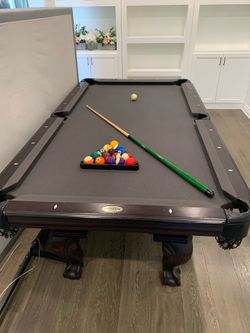 Pool table