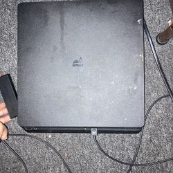 PS4