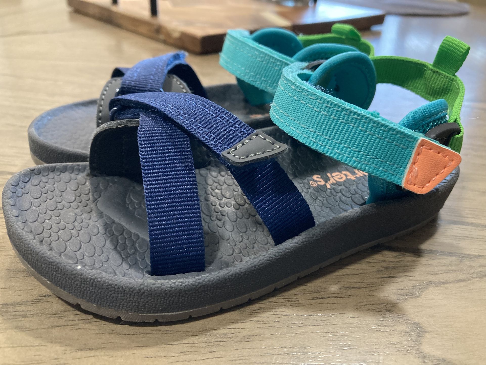 Carter Sandals 9c $10