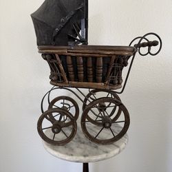 Vintage Victorian Small Baby Doll Buggy