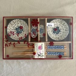Blue Asian Dinnerware Set