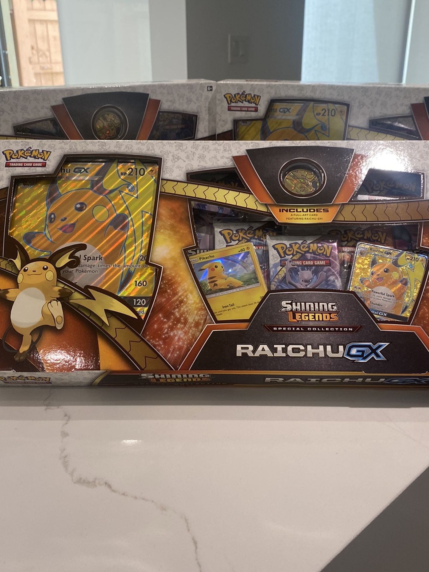 Pokémon Shining Legends Raichu GX Special Collection Box