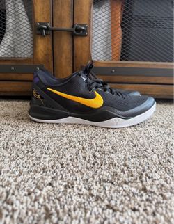 Kobe 8 protro “lakers away”