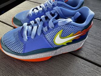 Nike Kids Sneakers New Size 2y