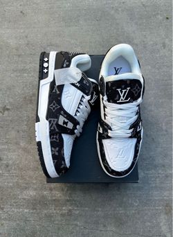 LV Trainer (Sizes 11, 12)