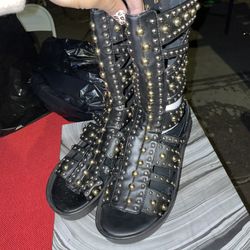 Woman Shoes