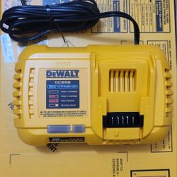 Dewalt Fast Charger 