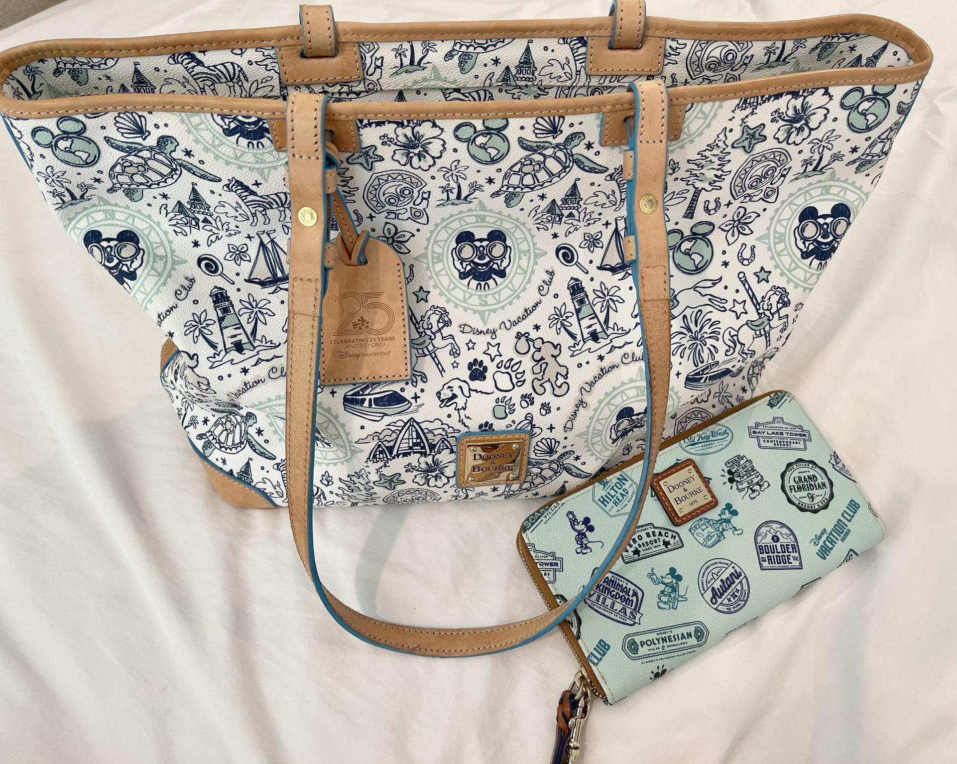 Dooney & Bourke Disney Vacation Club Tote & Wallet