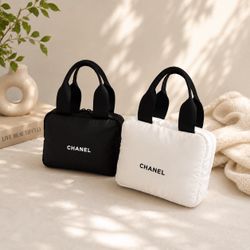Brand new VIP GWP Padded Nylon Lightweight Top Handle Handbag Mini Tote Bag
