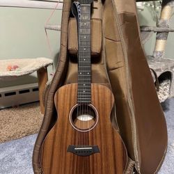 Taylor Guitar