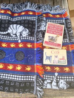 For Cat Lovers: Cat Woven Throw Blanket, 2 Books