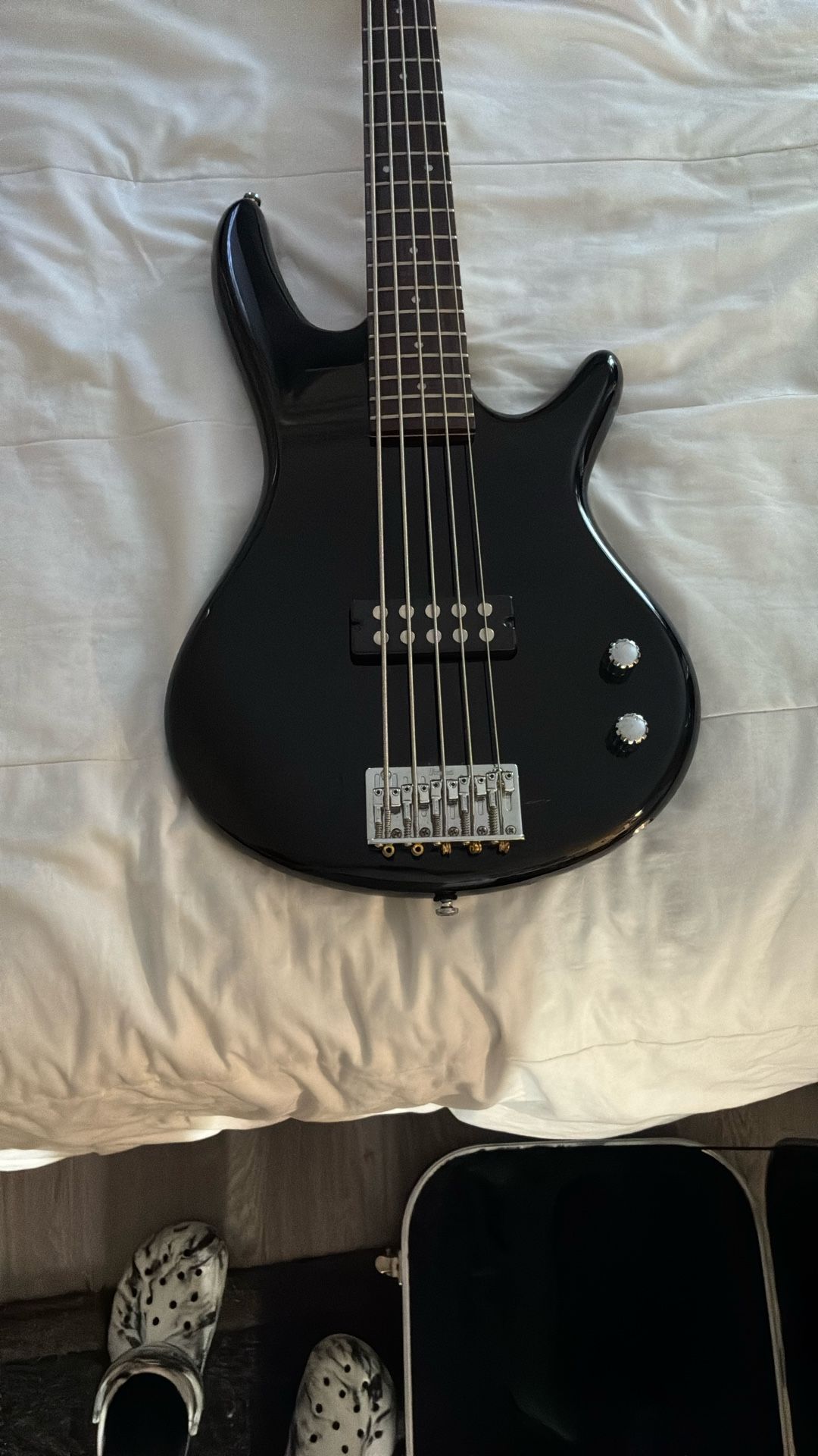 Ibanez GSR105EX 5 String Bass, Black, With Case.