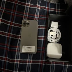 iPhone 12 Pro Unlocked For Any Carrie 250$ obo