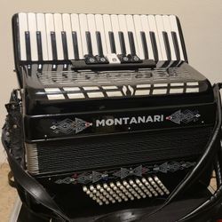 Montanari Accordion Piano