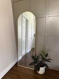 Gold Arched Full-Length Floor Mirror – 71”