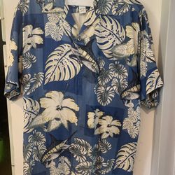 Guy Harvey Men’s Medium Silk Hawaiian Style Shirt 