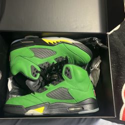 Jordan Retro 5 Oregon 