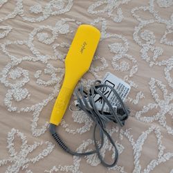 Dry Bar Blow Dryer Brush