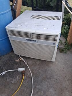 Frigidaire Large AC