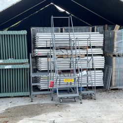 Used Pallet Rack Liquidation Rolling Ladders Teardrop Warehouse Pallet Racks Industrial Shelving Dock Plates Forklift 