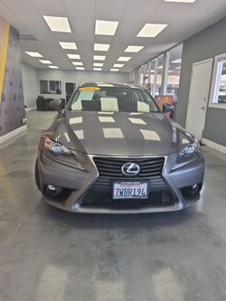 2016 Lexus IS