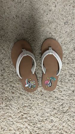Girl sandals