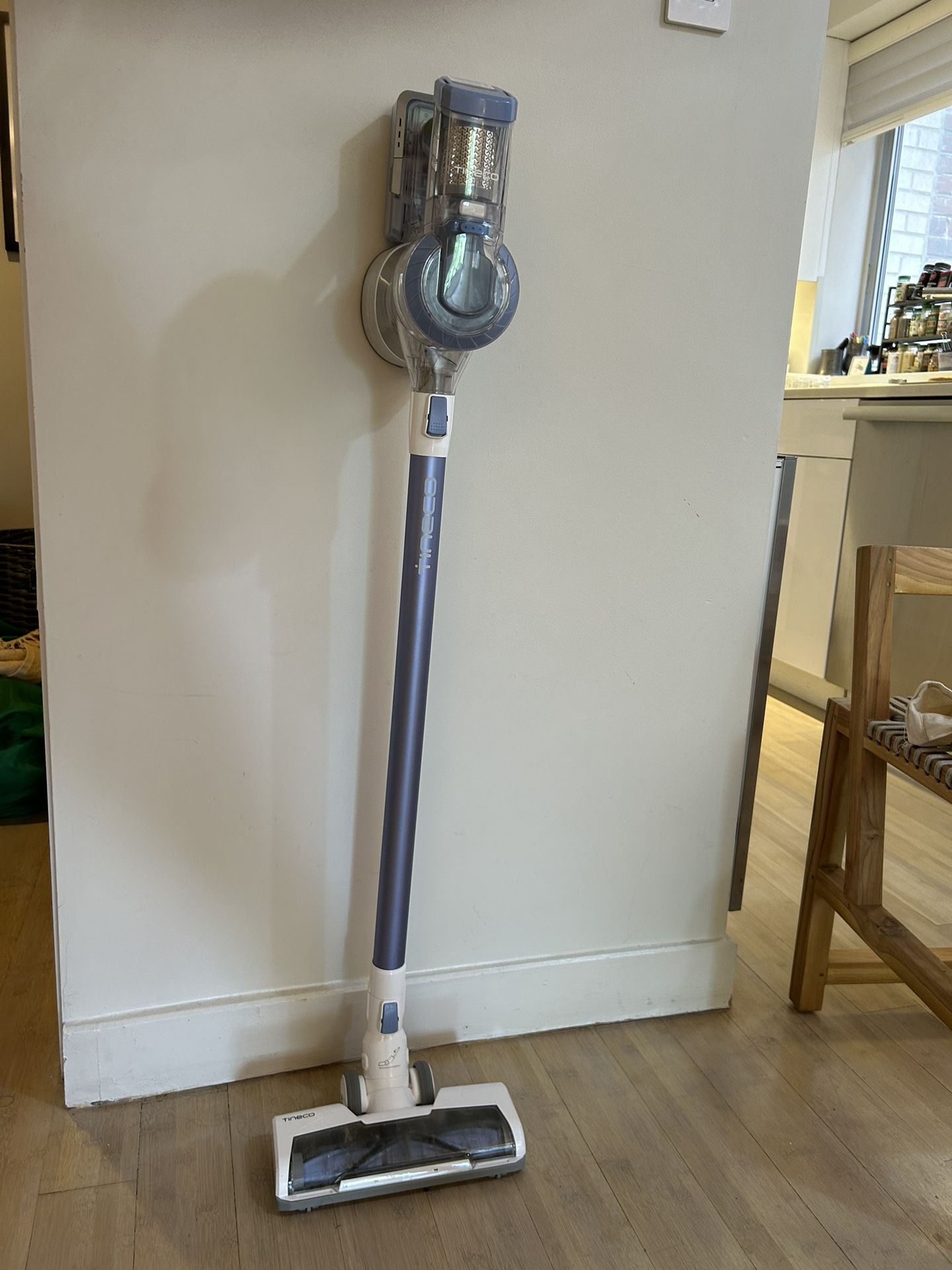 Tineco A11 Hero Cordless Lightweight Stick Vacuum Cleaner, 450W Motor for Ultra Powerful Suction Handheld Vac for Carpet, Hard Floor & Pet