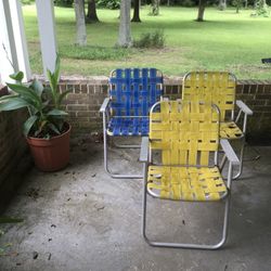 Four Vintage Folding Chairs Great For Tailgate.