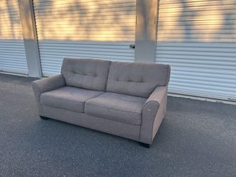 *Delivery Available* Gray Pull-Out Sleeper Sofa – Sofa Bed w/ Mattress