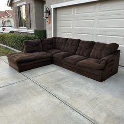 Beautiful Brown L Shape Sectional (Delivery Available)