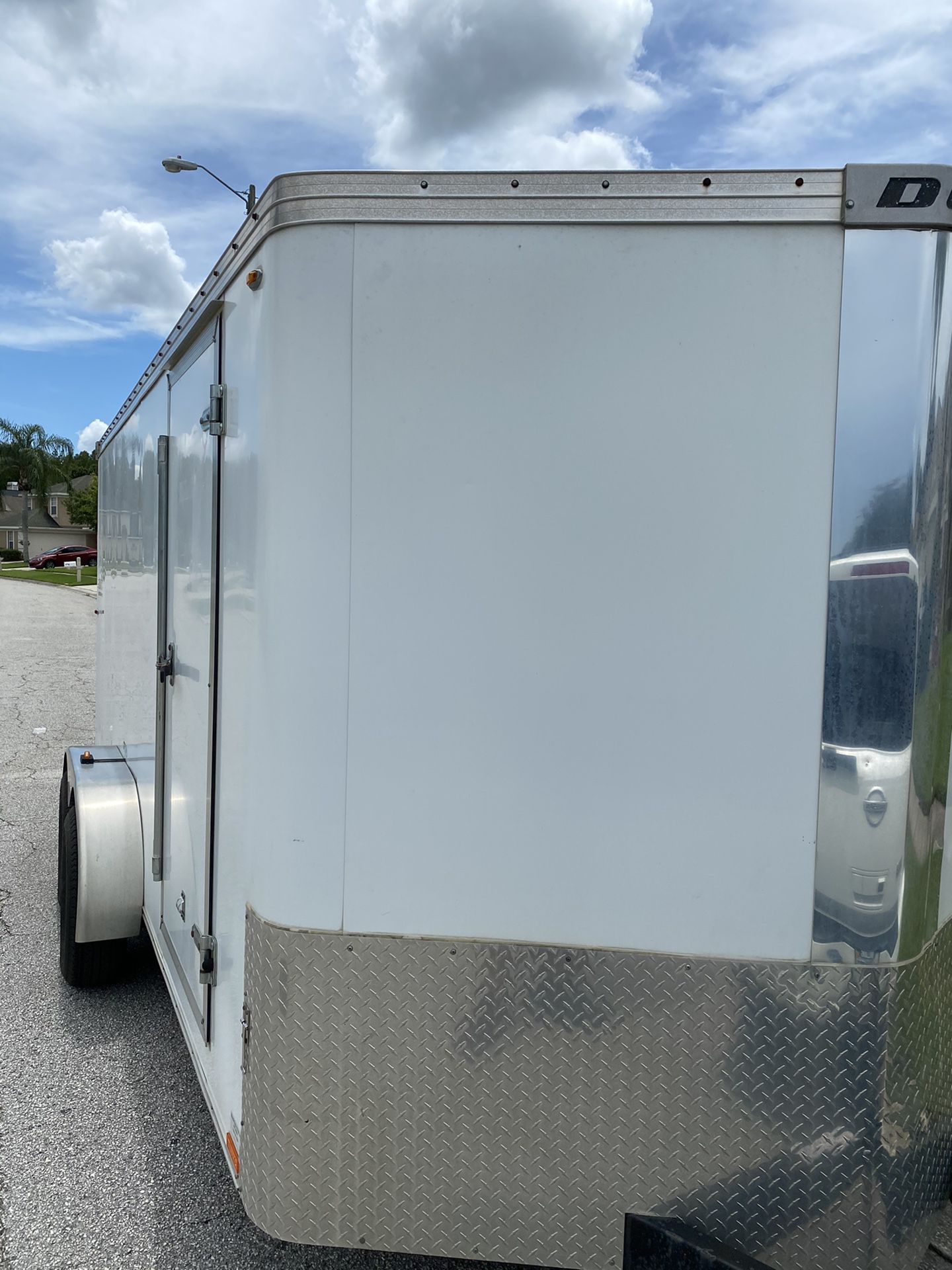 7 x 16 enclosed cargo trailer