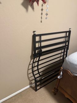 Baby gate