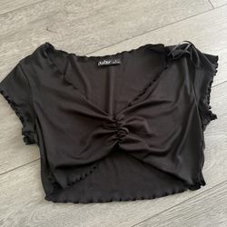 black crop top