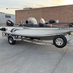 2016 Alumacraft Competitor