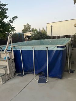 Above ground pool