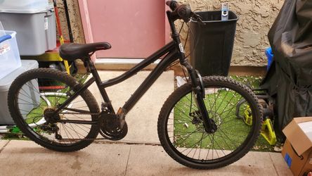 Mongoose Mountain Bike Black