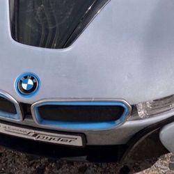 Electric Car for Kids BMW i8 Spyder w/ New Battery- TAKING BEST OFFERS (Licensed BMW)